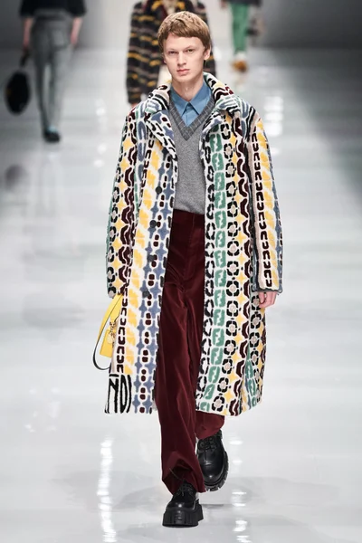 Look 35